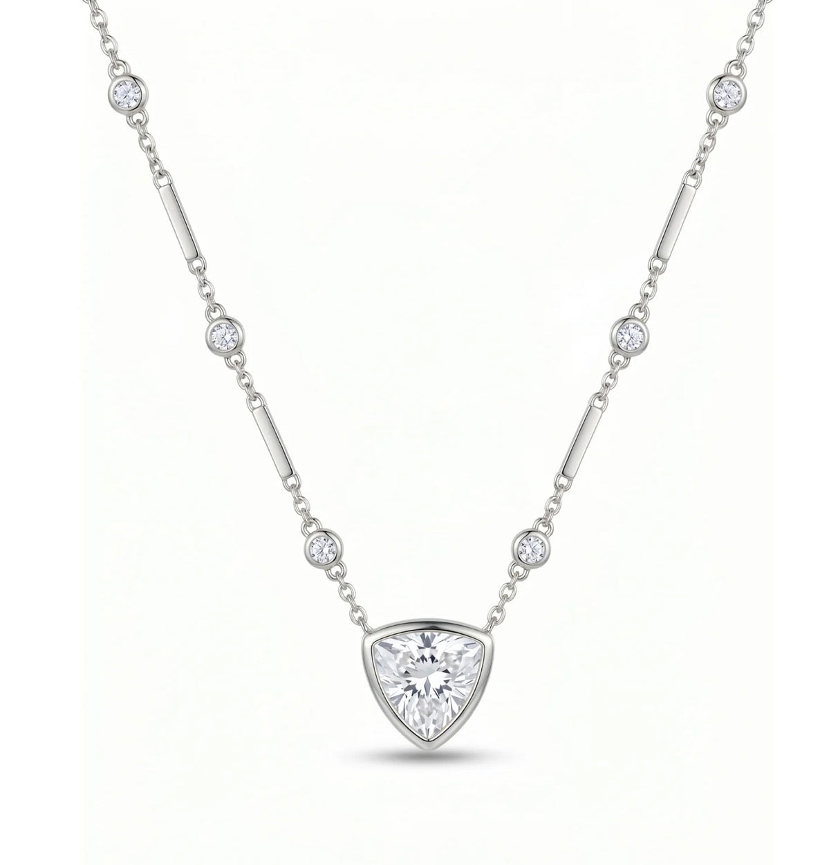 Raya Necklace