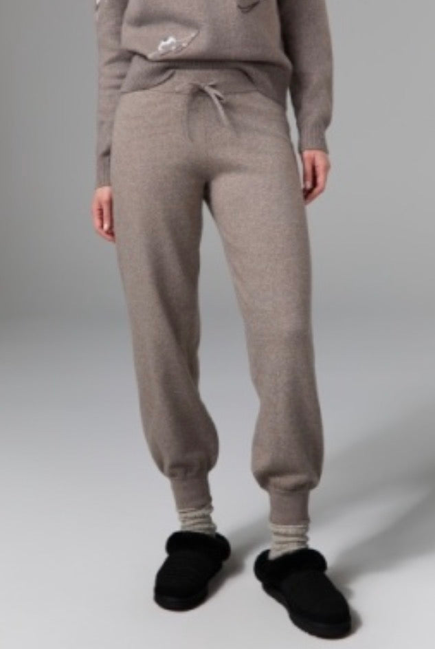 Ahaana Skier Jogger