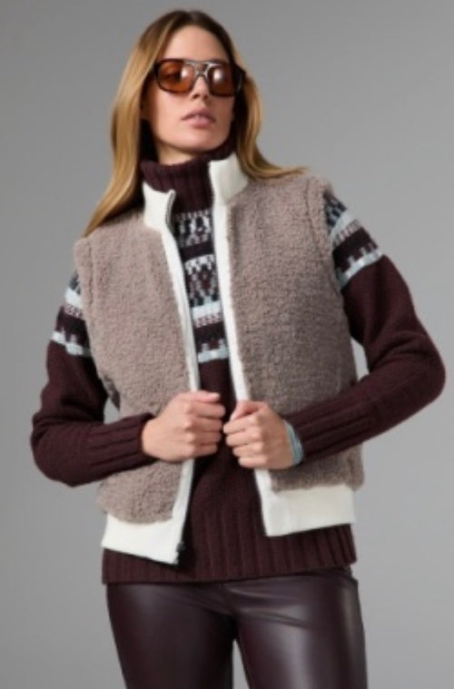 Atlas Reversible Vest