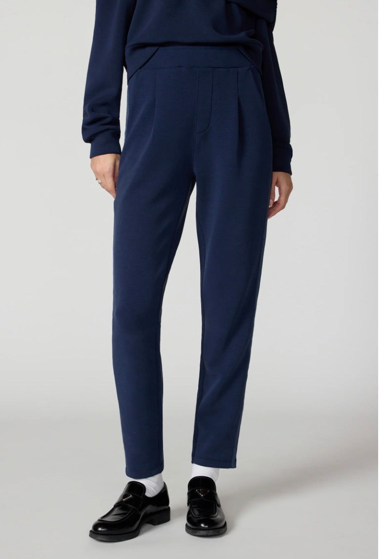 Dreamweave Tuxedo Pant