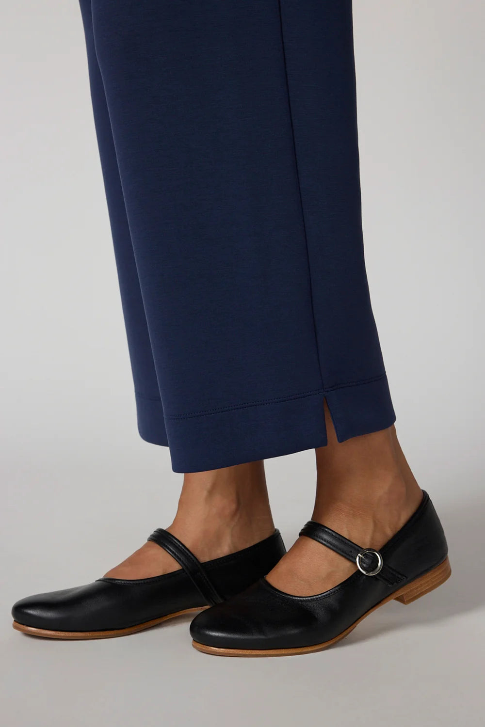 Dreamweave Cropped Pant