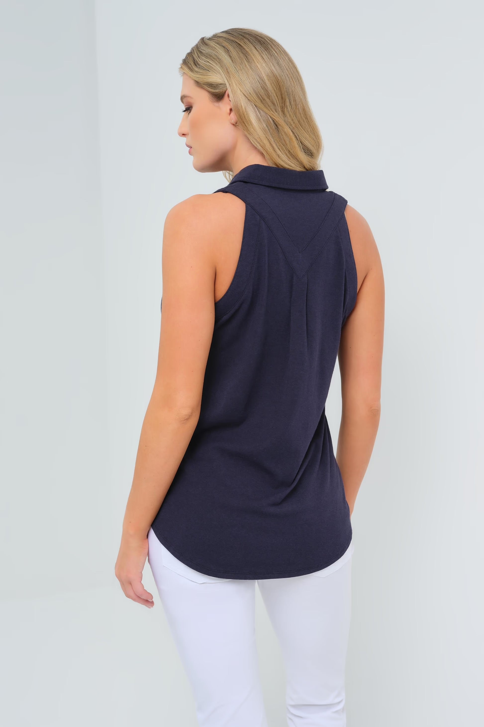 Elise Sleevless Button Up Top