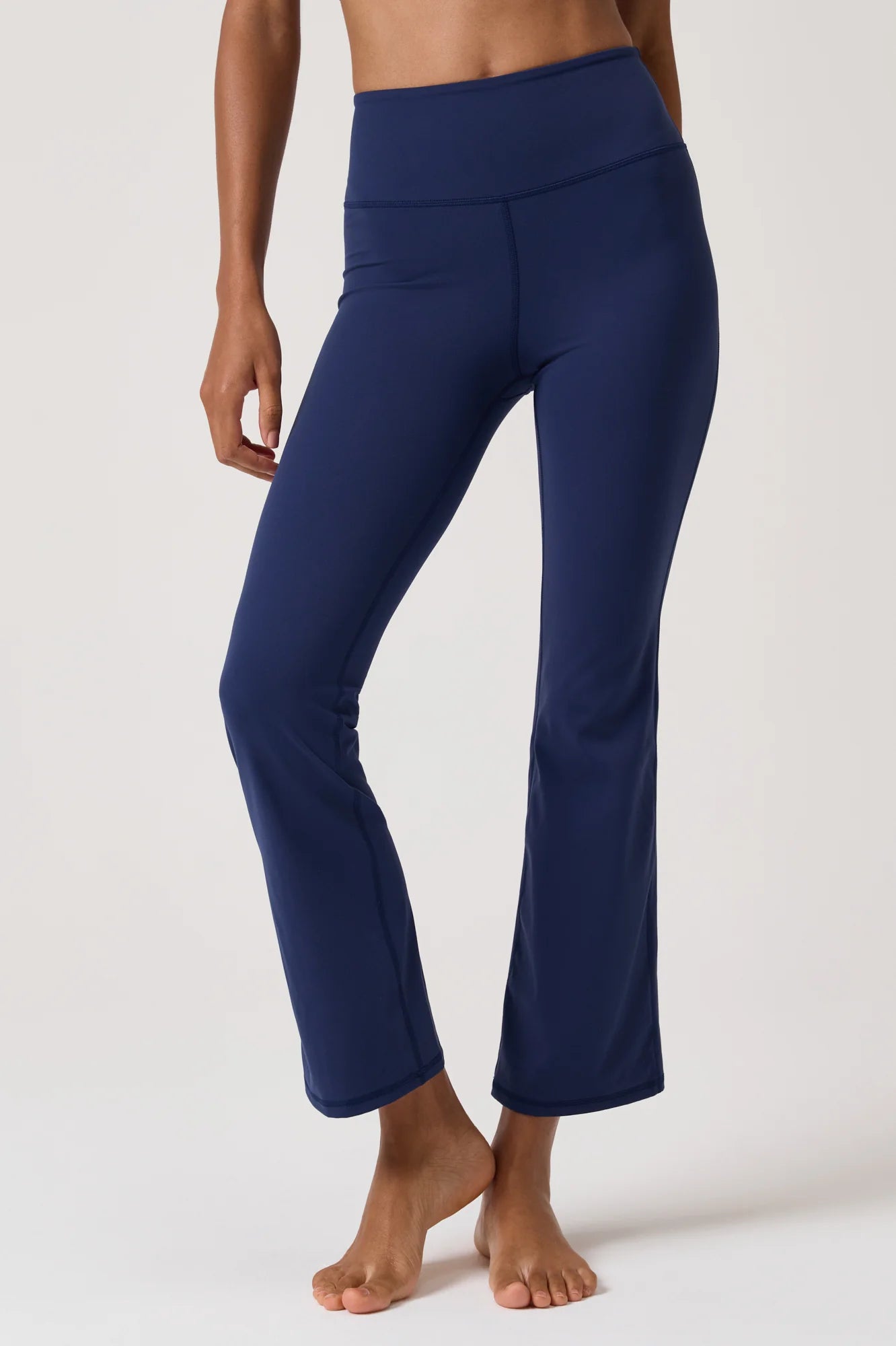 Euphoria 3/4 Slim Flare Legging