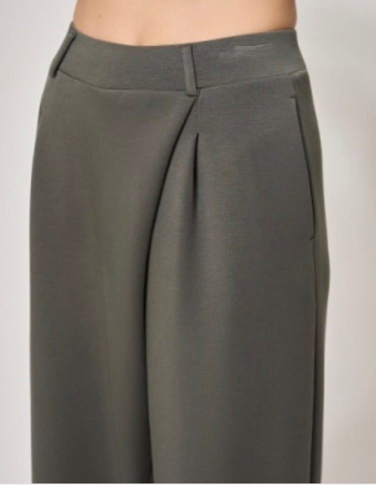 Cloud Asymmetrical Pant