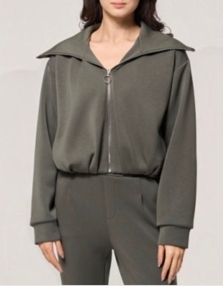 DW Pleated Jacket