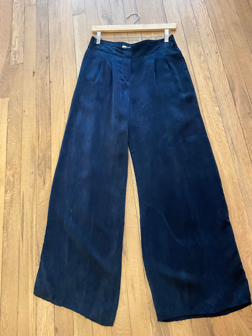 MILA Front Pleat Cupro Pant CH230