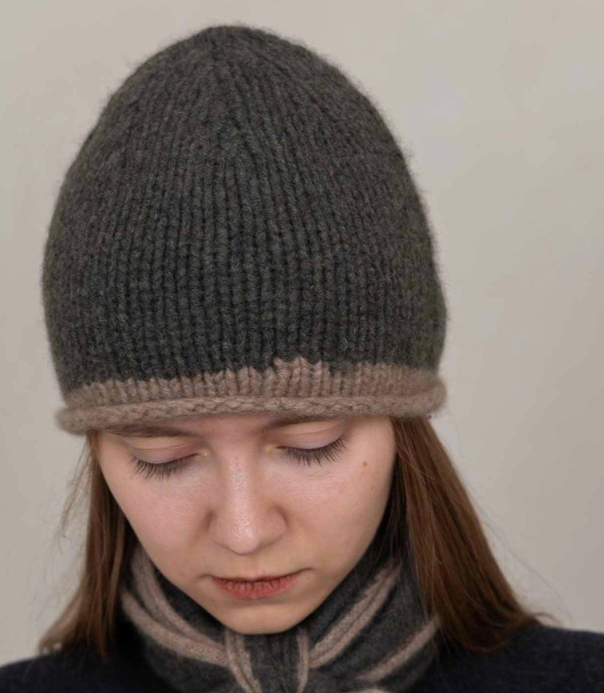 Rolled Edge Cashmere Beanie